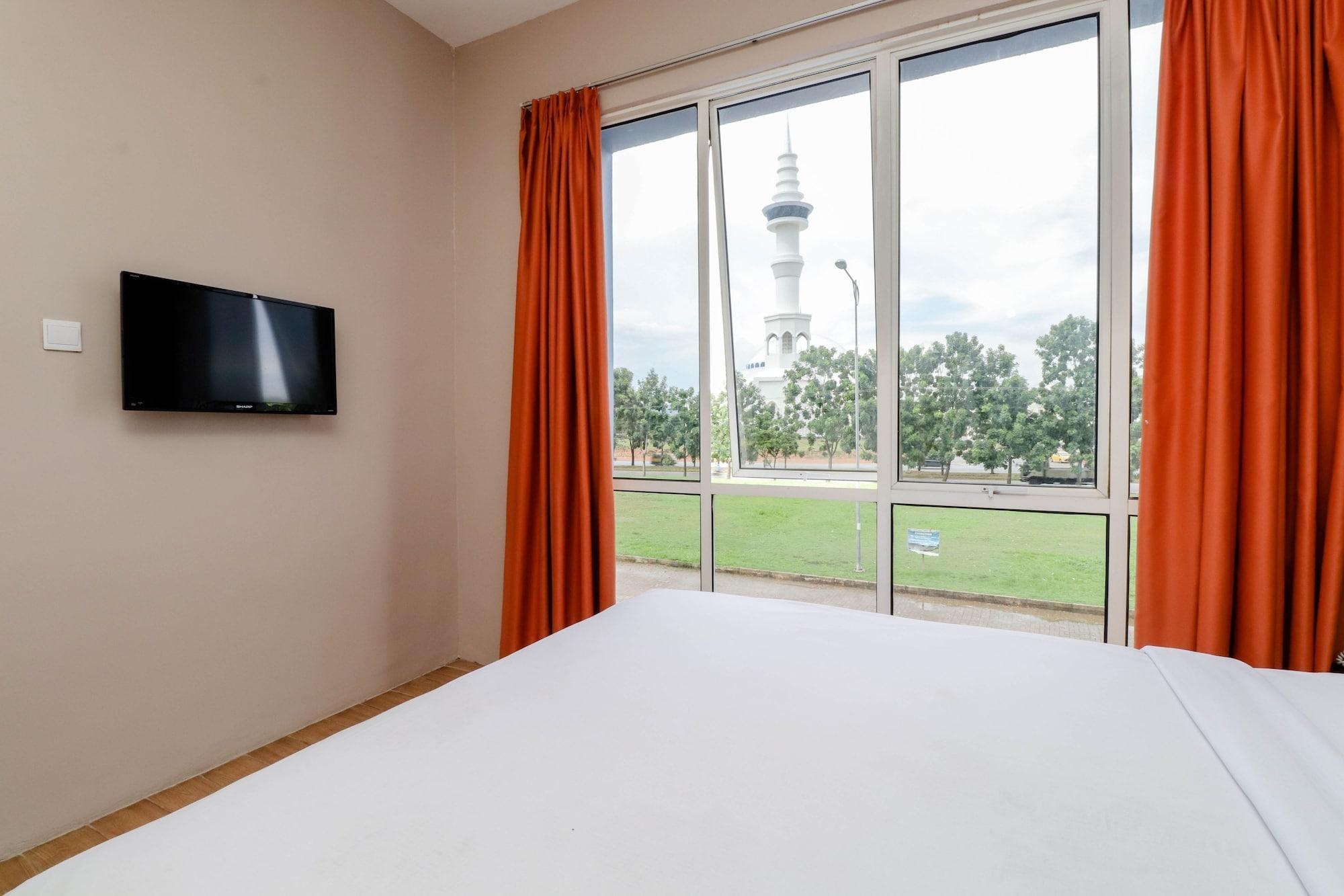 Blitz Hotell Batam Eksteriør bilde